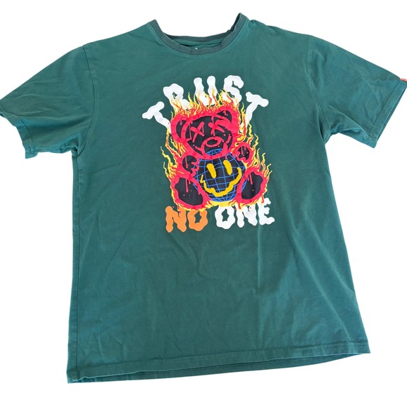 Bleecker & Mercer Other - Bleeker & Mercer | XL | Green | Trust No One | Graphic Print T Shirt